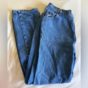 Lee Riders Relaxed Fit Straight Leg Style Jeans